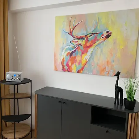 Air-conditioned, Quiet With A Terrace In Center Of St Poelten - Smart Tv Appartement