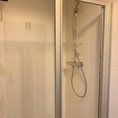 Klimatisiertes Altstadt-apartment Mit Terrasse Im Zentrum - Aelium Cetium Διαμέρισμα *