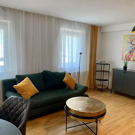 Klimatisiertes Altstadt-apartment Mit Terrasse Im Zentrum - Aelium Cetium *